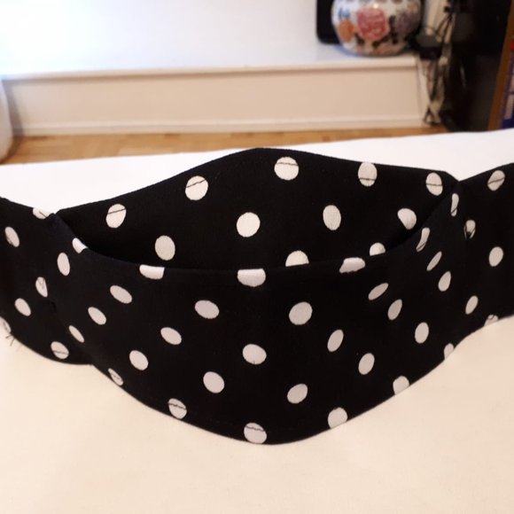 Ladies Polka Dot 3D Face Mask - Picture 3 of 3